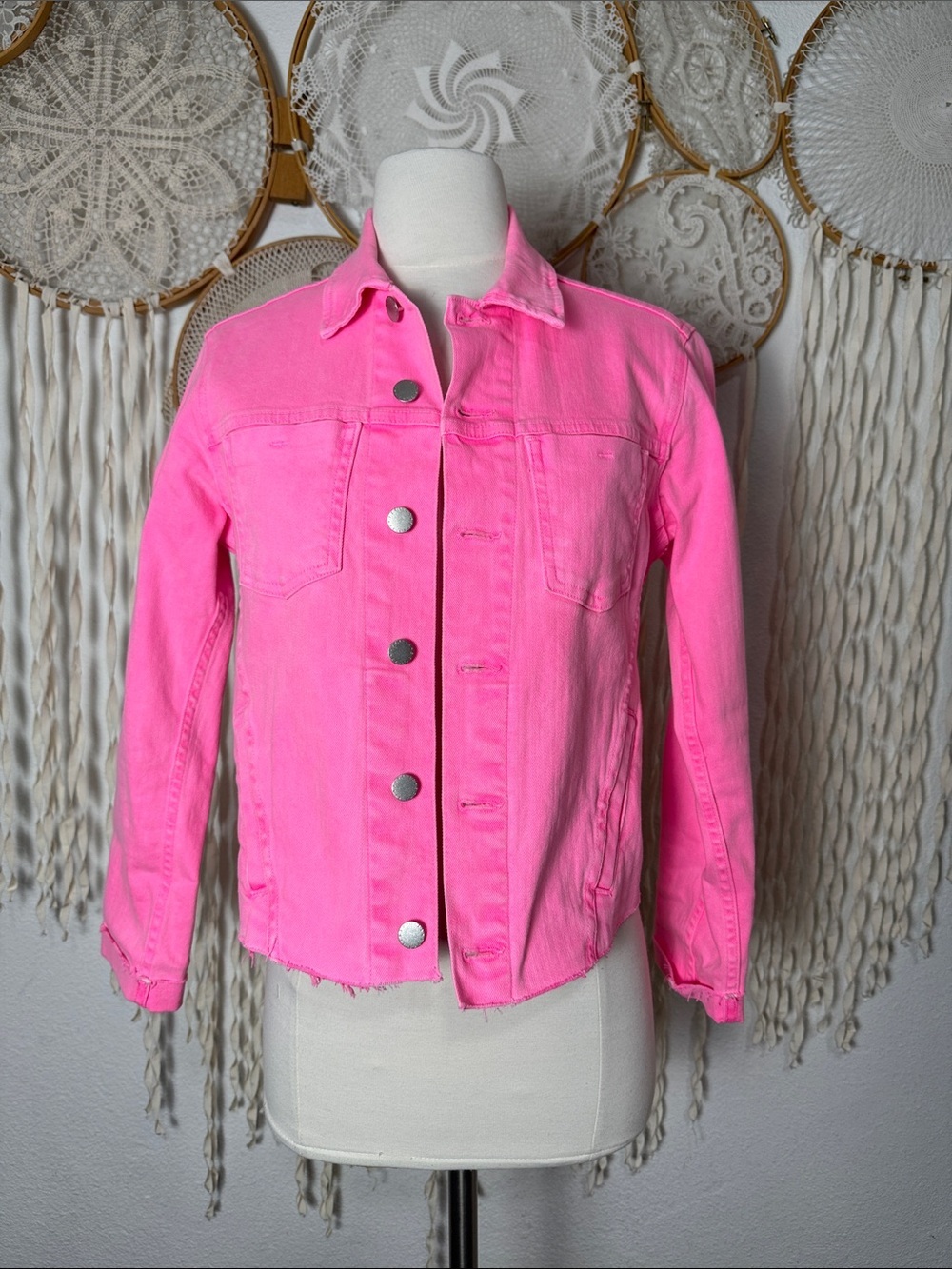 L'Agence NWT Janelle Slim Raw Edge Denim Jacket in Sugar Plum Sher Size Small
